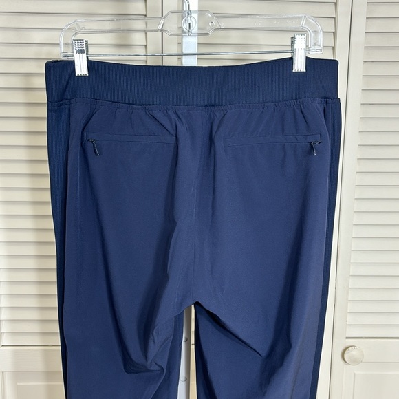 Athleta Brooklyn Ankle Navy Blue Pants Size 10 - Picture 8 of 12